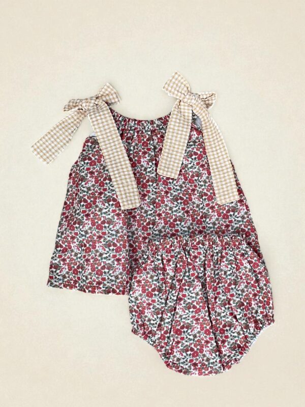 Conjunto Floreado