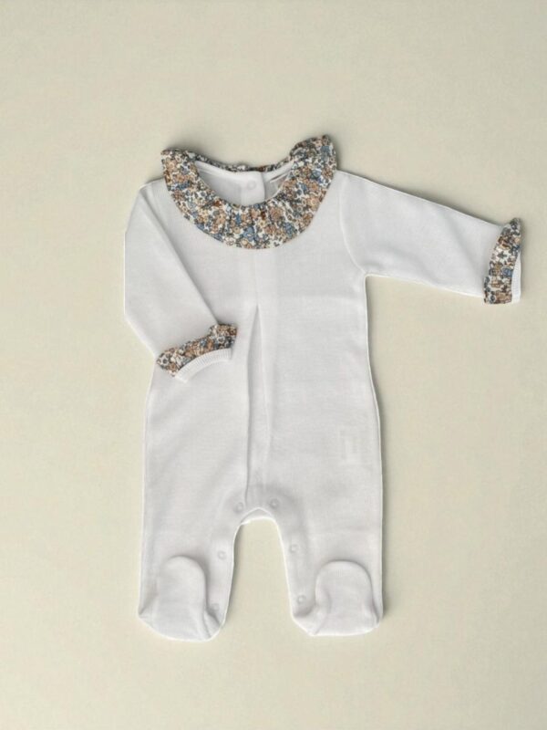 Enterito Cuello Floreado